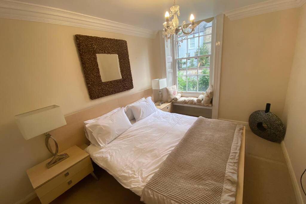 Central Spacious City Apartment Дарем Экстерьер фото